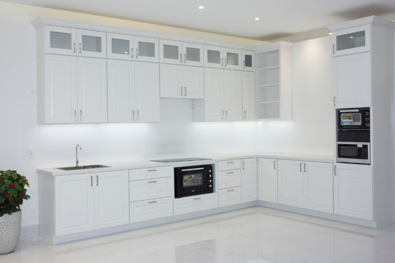 Kitchen Cabinet